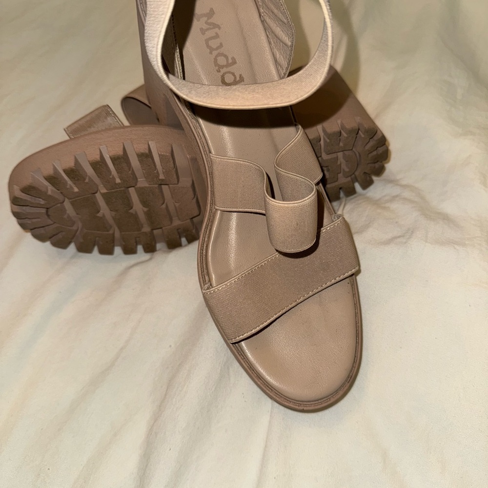 Mudd Tan Heels with Chunky Sole and Velcro Strap